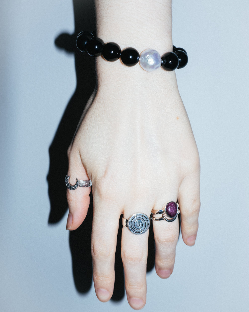 Black Onyx & Vintage Pearl Round Bead Bracelet 12mm