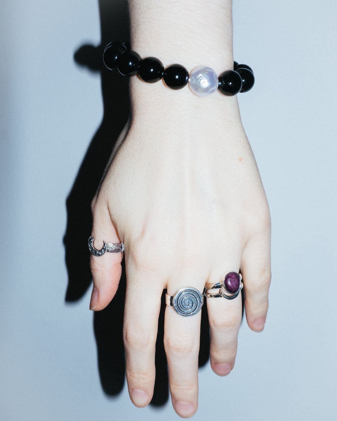 Black Onyx & Vintage Pearl Round Bead Bracelet 12mm