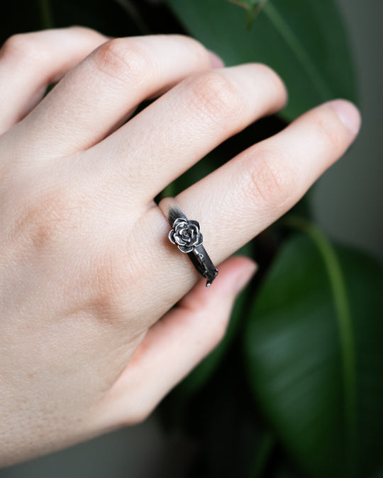 Rose Ring in Sterling Silver - Size R 3/4